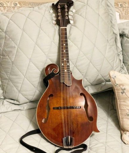 Eastman Mandolin MD515 Used Excellent Condition With Hard Case